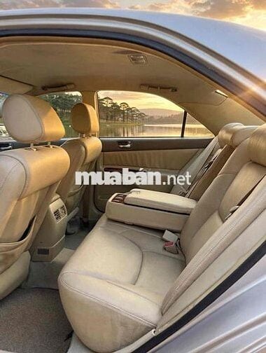 Toyota Camry 3.0V 2004 Vàng cát