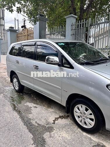 Toyota Innova 2011 Sàn Bạc
