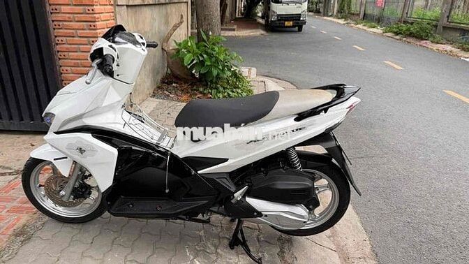 Honda Air Blade 125 2017 Trắng 44000 km