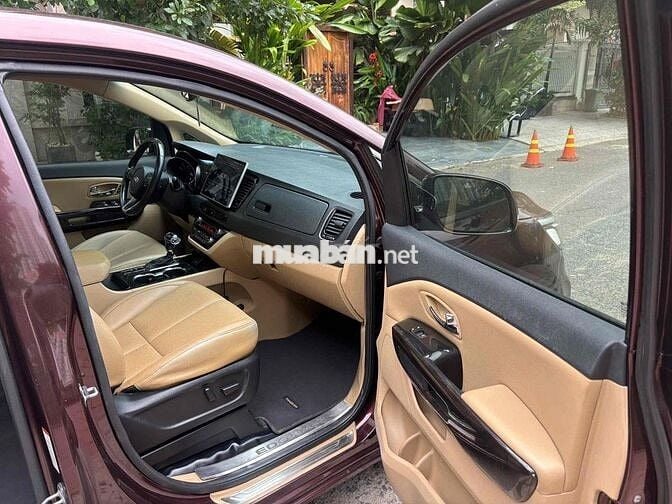 Kia Sedona Luxury 2020 Dầu Nâu đỏ