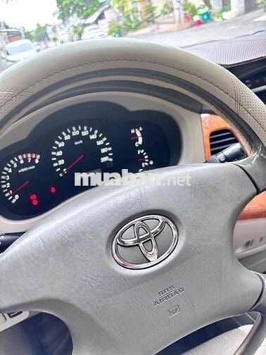 Toyota Innova 2011 Sàn Bạc