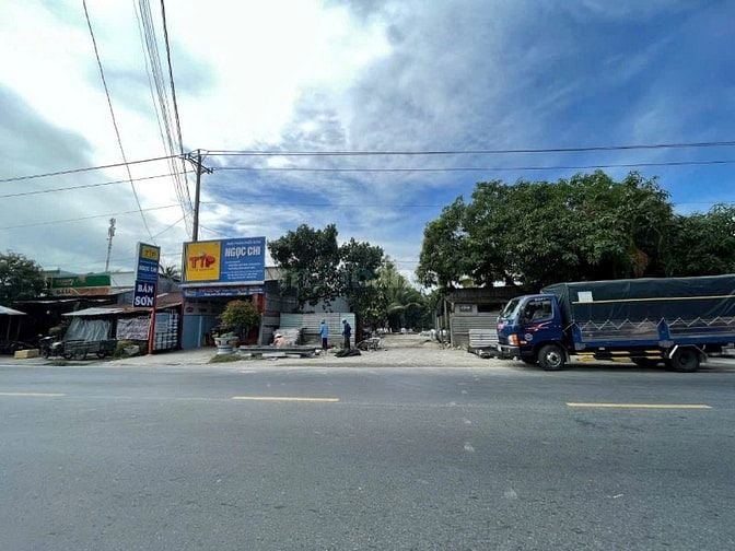 Chính chủ bán lô đất vuông vức, mặt tiền QL 30, Cao Lãnh - Đồng Tháp