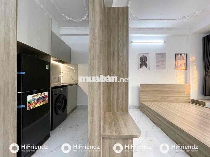 CHDV TẠI NGÃ 4 BỐN XÃ-GẦN ĐẦM SEN-ĐH VĂN HIẾN