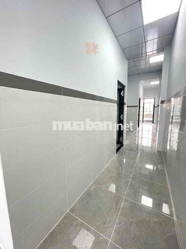 Nhà Mặt Tiền Mới 100% Thuận Tiện KD