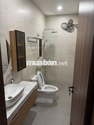 CHO THUÊ NHÀ MẶT TIỀN NGUYỄN HỮU CẦU, PHƯỜNG TÂN ĐỊNH, QUẬN 1 GIÁ TỐT