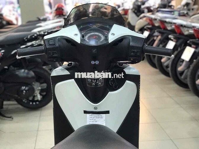 SH150 Ý 2009 2 DĨA BSTP - MÁY ZIN - BAO GÓP NX 2%