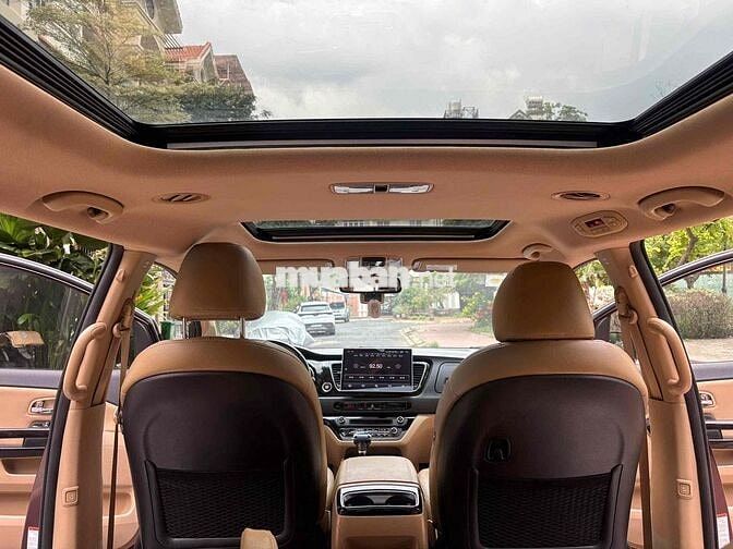 Kia Sedona Luxury 2020 Dầu Nâu đỏ
