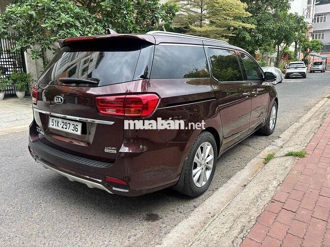 Kia Sedona Luxury 2020 Dầu Nâu đỏ