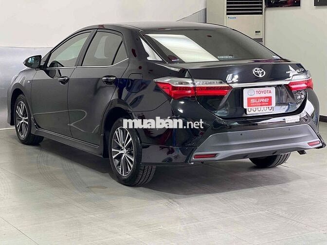 Toyota Altis 1.8E 2020 Đen 9.000 km