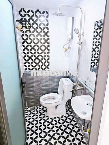 Bán Nhà mặt tiền Hẻm thẳng kinh doanh được 