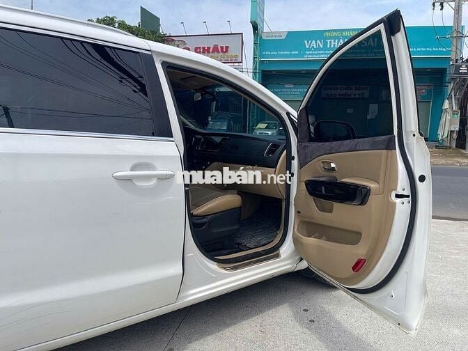 Kia Sedona 2017 2.2D full dầu 7 chỗ siêu rộng rãi.
