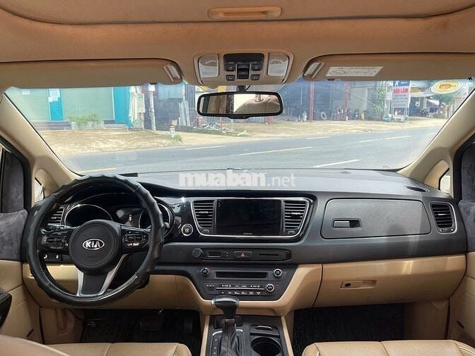 Kia Sedona 2017 2.2D full dầu 7 chỗ siêu rộng rãi.