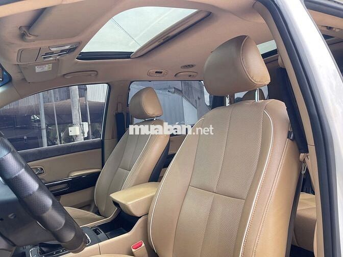 Kia Sedona 2017 2.2D full dầu 7 chỗ siêu rộng rãi.