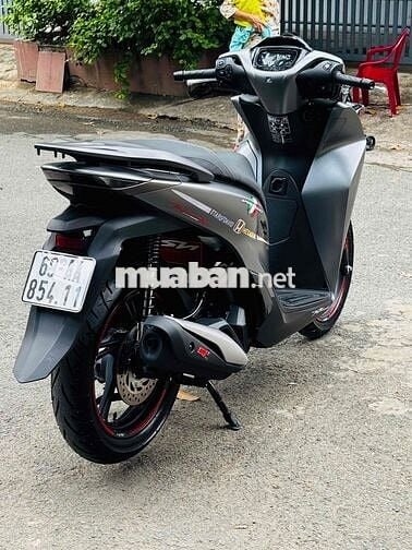 Honda SH 160i ABS Đặc biệt 2026 Xám đen