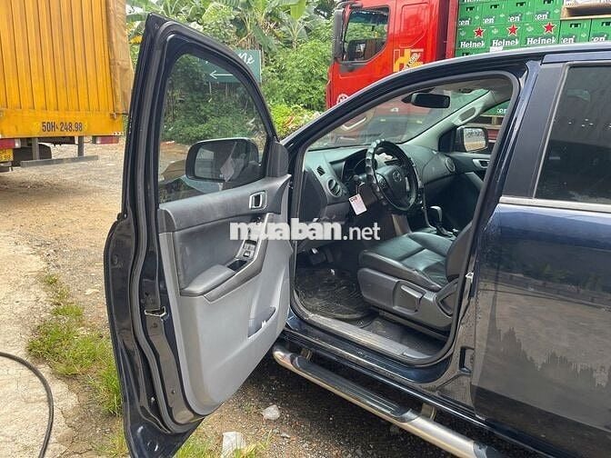 Mazda BT50 2021  tự động một cầu, Xanh Cavansite