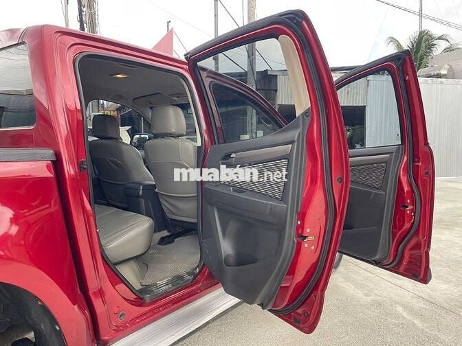 Chevrolet Colorado 2015 2.5LT Số sàn, hai cầu