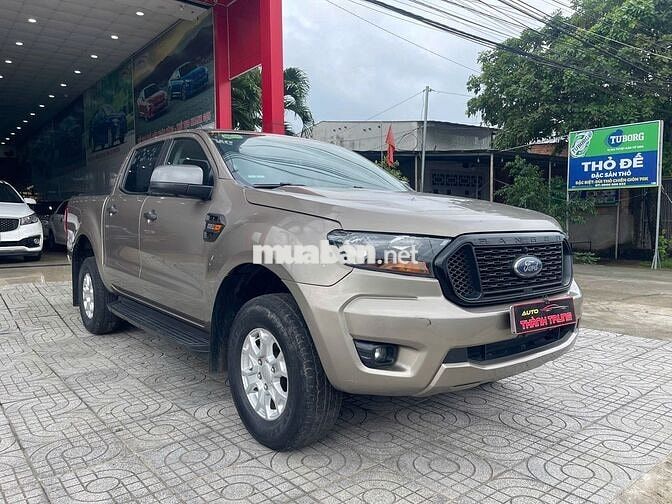 Ford Ranger XLS 2021 tự động 4x2 màu vàng cát