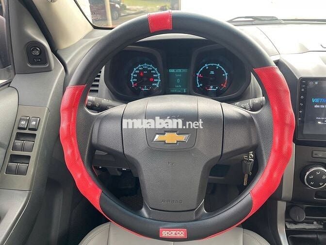 Chevrolet Colorado 2015 2.5LT Số sàn, hai cầu
