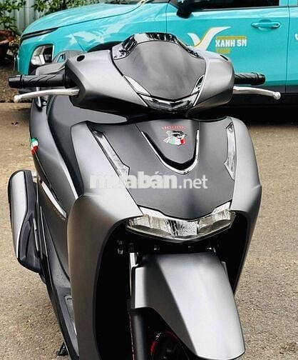 Honda SH 160i ABS Đặc biệt 2026 Xám đen