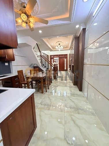 HOT NHÀ ĐẸP HXH SÁT PHẠM VĂN ĐỒNG 5 TẦNG HOÀN CÔNG CHUẨN CHỈNH 