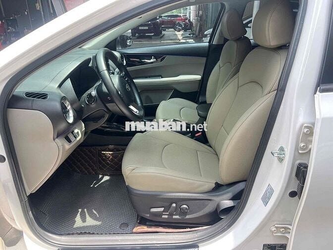 Kia Cerato 1.6AT Luxury 2021 Trắng Tự động