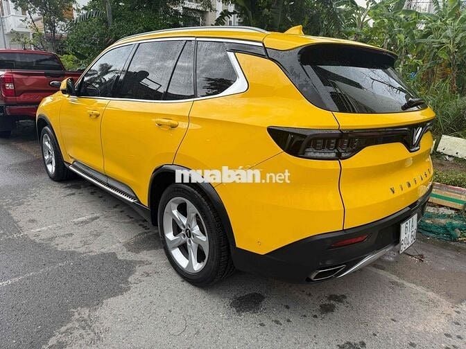 VinFast Lux SA Plus 2019 2.0 Turbo Vàng