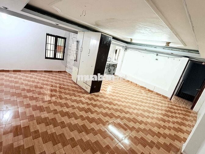 Cho thuê nhà hẻm 15 bùi văn ba quận 7