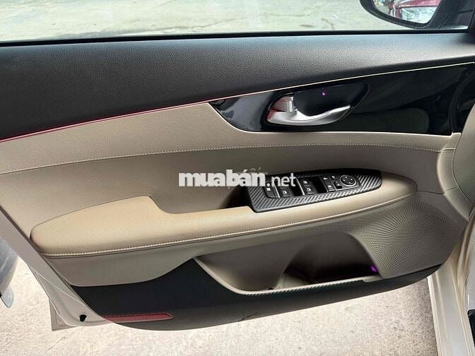 KIA Cerato 1.6 Luxury 2021 xe đẹp không lỗi