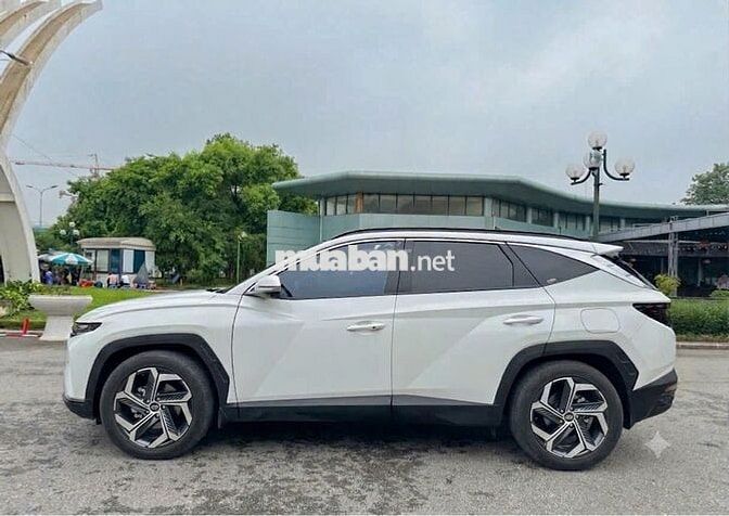 Tucson 1.6t 4WD 2023 (chạy cực ít 33.000km)