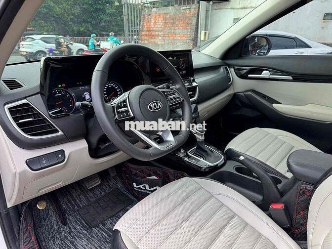 Kia Seltos 1.4 Premium 2021 Trắng đi lướt cực đẹp