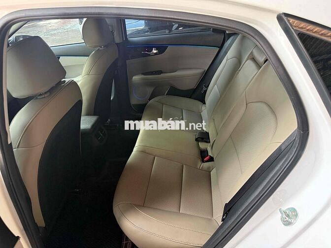 KIA Cerato 1.6 Luxury 2021 xe đẹp không lỗi