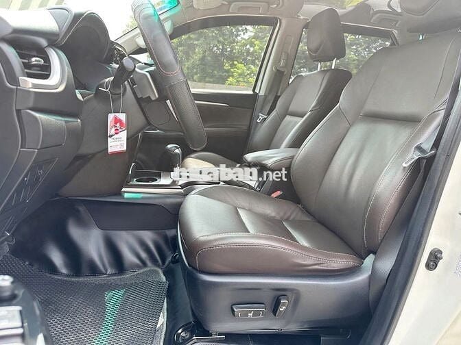Fortuner 2017 xăng 4x2 AT chạy chuẩn hơn 14v km