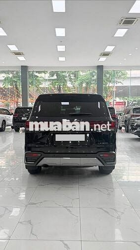 Bán Lexus LX600 Urban 7 chỗ màu Đen. Xe cực đẹp.