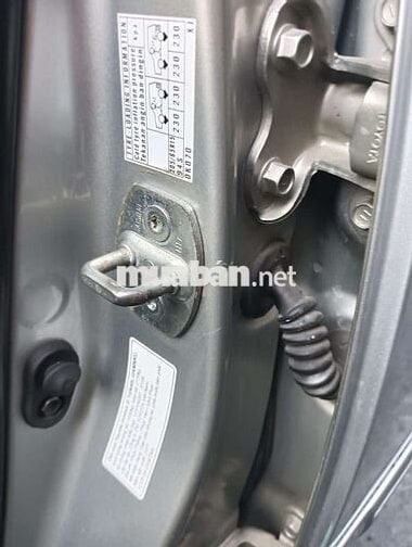 Toyota Innova G 2011 Số sàn Bạc