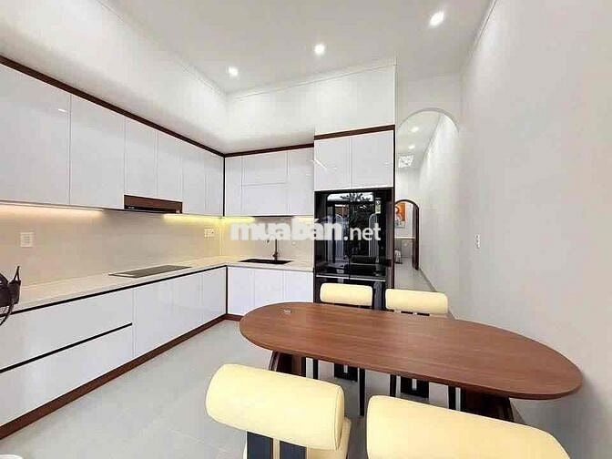 Cần bán gấp nhà cấp 4 mới xây gần Bửu Long