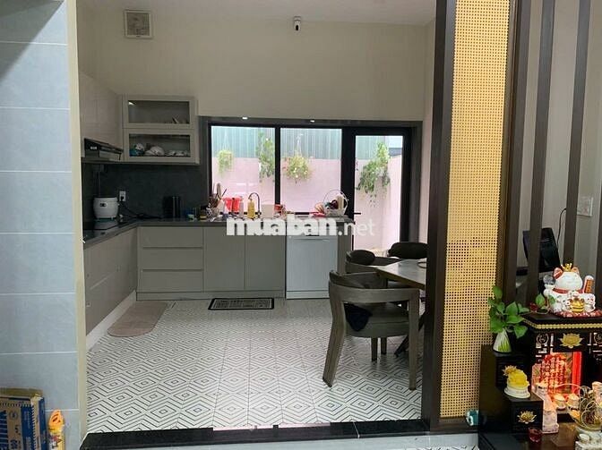 Chính chủ cần bán căn nhà ở lô ngoài Cát Tường J Home
