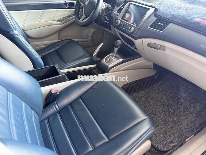 Honda Civic Xám Tự động 5 chỗ
