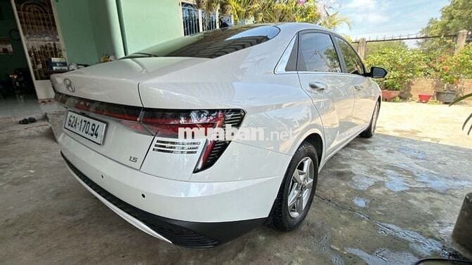 Hyundai Accent 1.5 Đặt Biệt 2025 Trắng 24.000 km