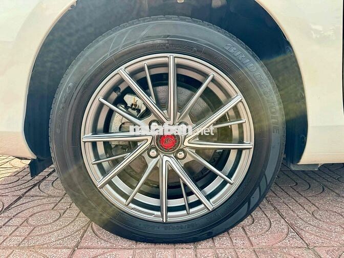 Toyota Vios 2023 1.5L MT Số sàn Trắng