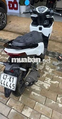 Honda Vario 125 Trắng