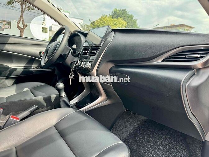 Toyota Vios 2023 1.5L MT Số sàn Trắng