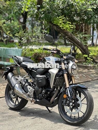 Honda CB300R 2022 Đen 21.000km, nhận giao lưu xe.
