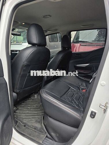 Nissan Navara EL 2024 Trắng