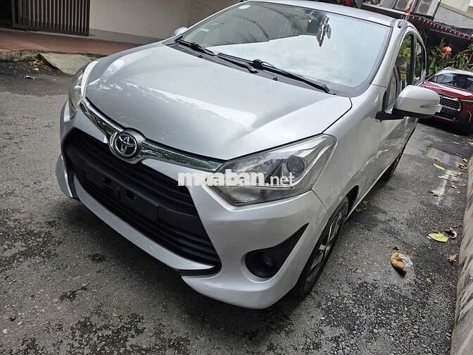 Toyota Corolla Altis 2011 2.0V Bạc