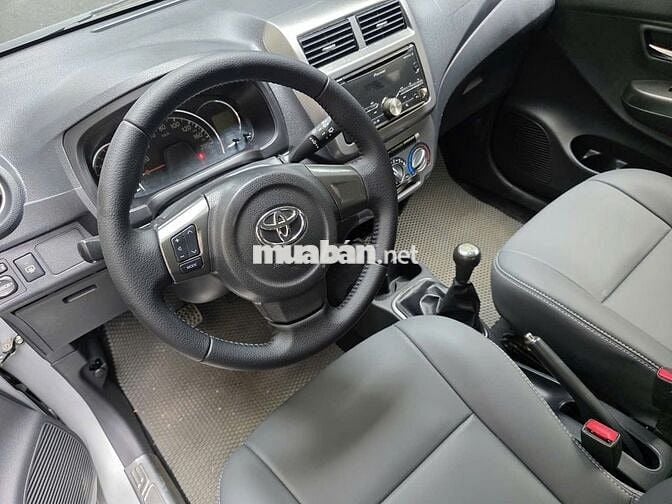 Toyota Corolla Altis 2011 2.0V Bạc