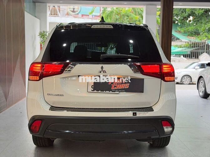 Mitsubishi Outlander Premium 2.0L 2019 Trắng