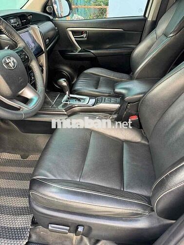 Toyota Fortuner 2022 Trắng Tự động