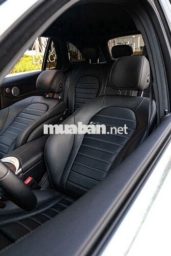 Mercedes GLC 200 4Matic 2019 Trắng 38.000km