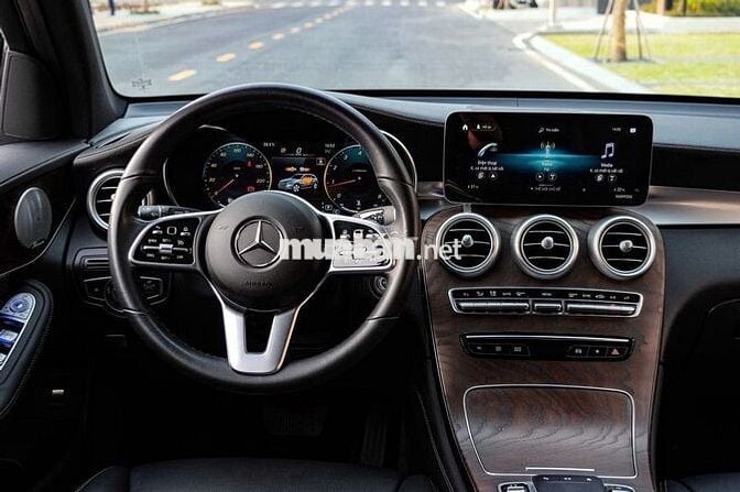 Mercedes GLC 200 4Matic 2019 Trắng 38.000km
