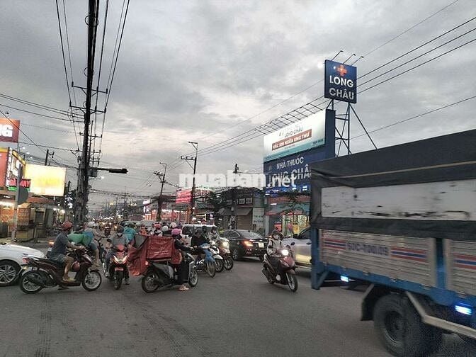 💥💥loaloa hàng cực hiếm  vị trí VIP vừa Kinh Doanh vừa làm kho nhanh ạ